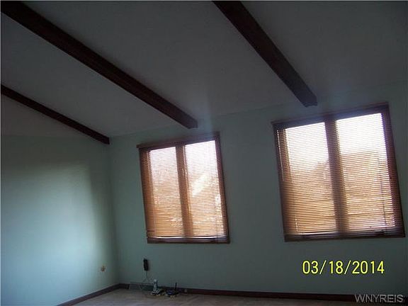 4th image of 15 Birchwood Cmn