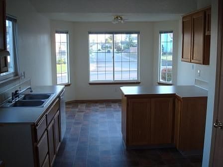 3rd image of 13118 NE 91st St