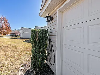 1473 Oxpens Rd — Photo 3