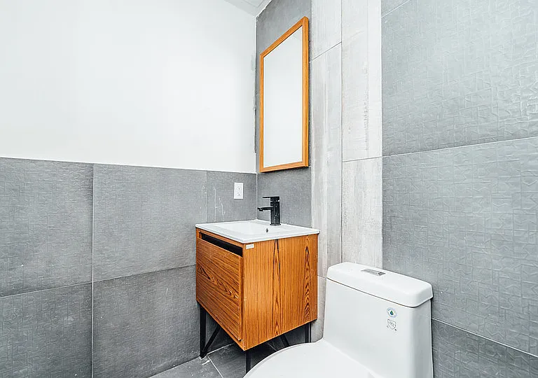 1183 Gates Ave #1A — Photo 16
