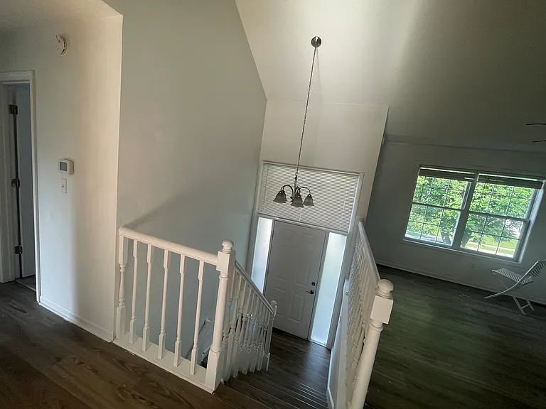 1704 NE Whitestone Dr — Photo 16