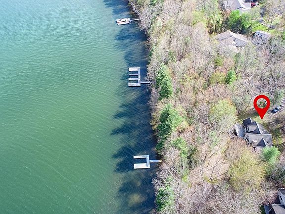 2nd image of 389 Sawmill Hollow Rd
