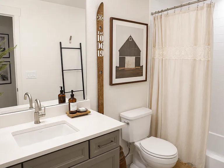 10151 E 59th Dr — Photo 35