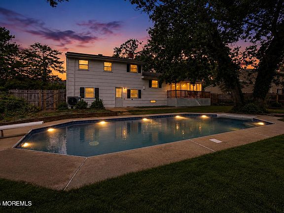 2nd image of 17 Ridgewood Drive