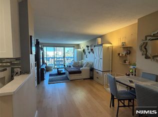555 North Avenue #4A, Fort Lee, NJ 07024