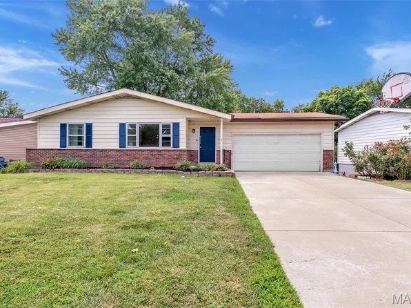 5537 Valleyside Ln, Saint Louis, MO 63128