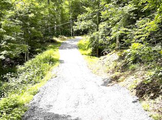 Pine Grove Rd, Fairmont, WV 26554