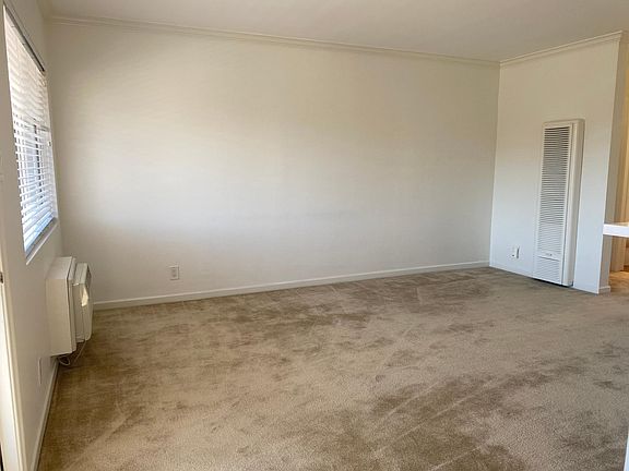 5th image of 600 Salem St APT 3