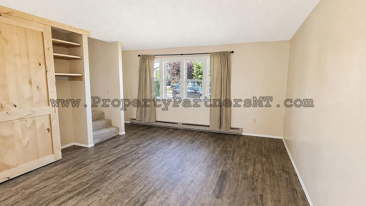 20th Ave 504 — Photo 2