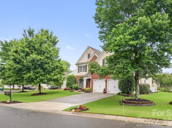 2517 Coltsgate Rd, Waxhaw, NC 28173