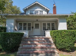 421 Brooklyn Blvd, Brightwaters, NY 11718