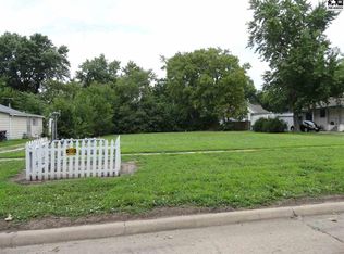 435 E Skancke St, McPherson, KS 67460