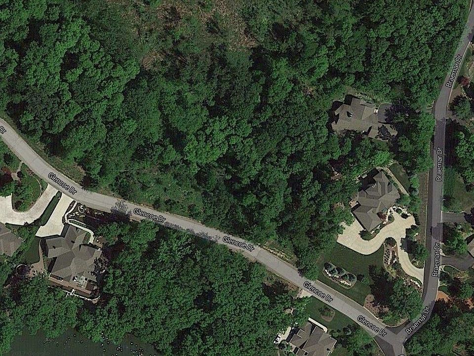 1st image of 207 Glencoe Dr