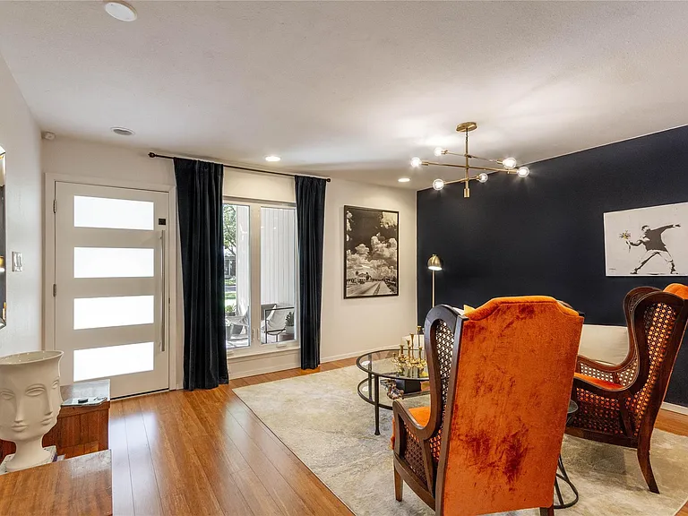 5402 Fernview Rd — Photo 3