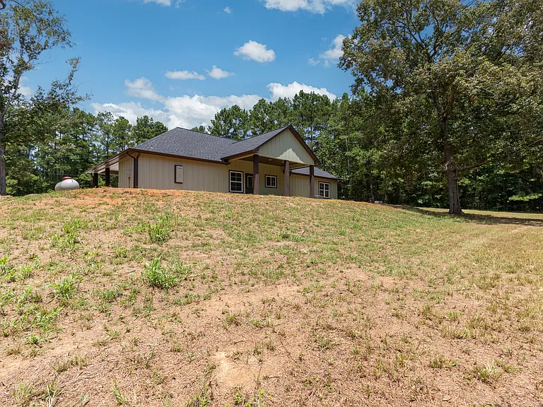 2391 State Highway 147 — Photo 27