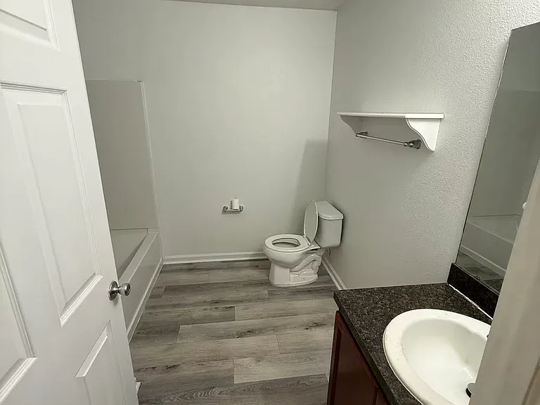 76674 Timbercreek Blvd — Photo 6