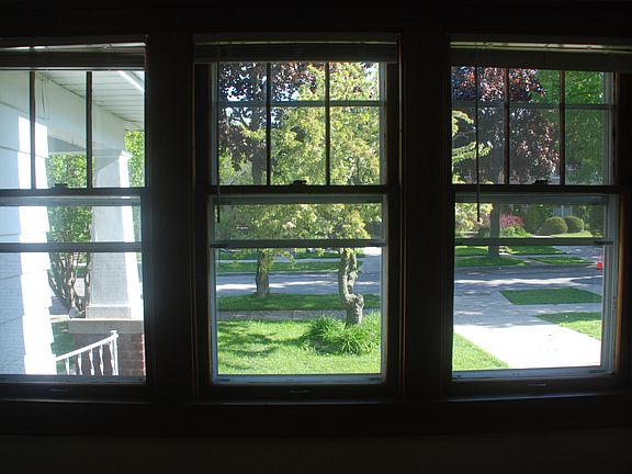 5th image of 1831 E Wood Pl
