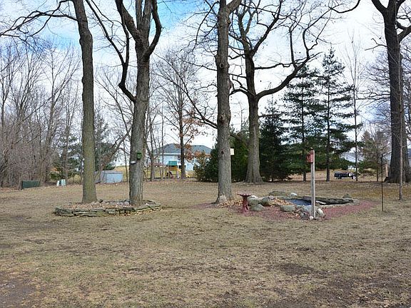 3rd image of 3568 Wayside Dr