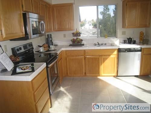 5th image of 5220 Blue Sky Ct