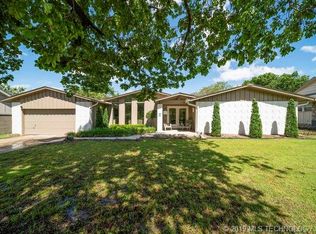 6053 S Lakewood Ave, Tulsa, OK 74135