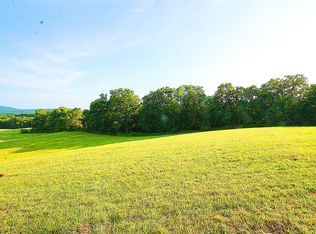 Estate Loop Trl, Crossville, TN 38555