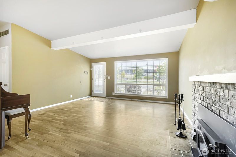 5th image of 3707 SW 105th Street