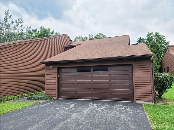 2nd image of 4625 Wisteria Cir