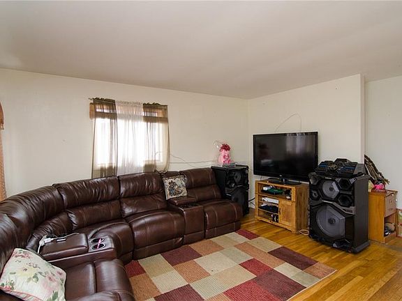 2nd image of 4848 W Southern Ave