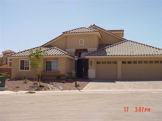 RENT TO OWN, LEASE OPTION or VENDOR FINANCE AVAILABLE !!