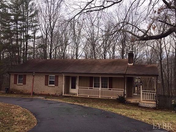2nd image of 1801 Heritage Cir