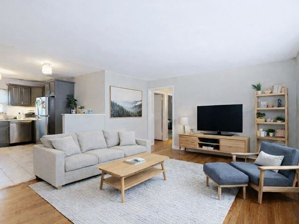 212 Sheffield Ave APT 4