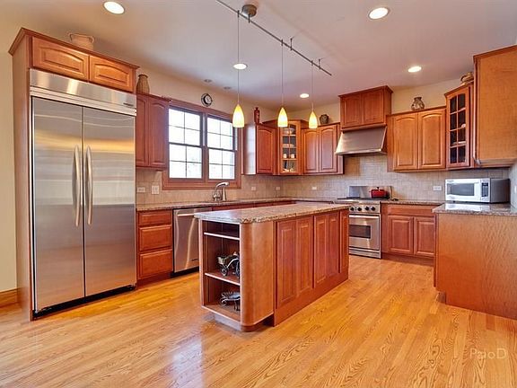 4th image of 43 Park View Ln