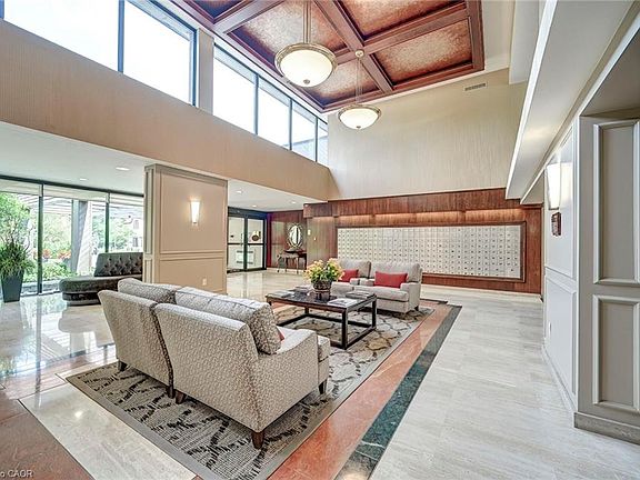 4th image of 1400 Dixie Rd #616