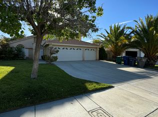 37233 Newbury Pl, Palmdale, CA 93552