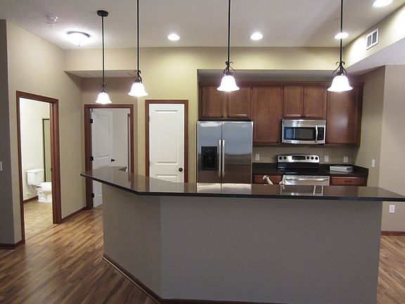 2nd image of 1846 Plymouth Ln Unit 102