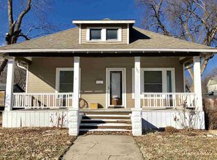 521 Huntress St, Clay Center, KS 67432