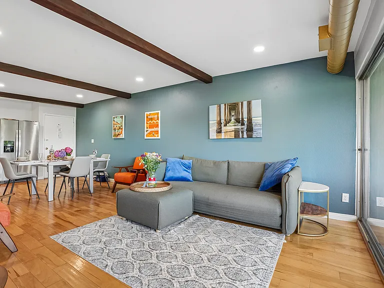 1701 Clinton St #210 — Photo 17