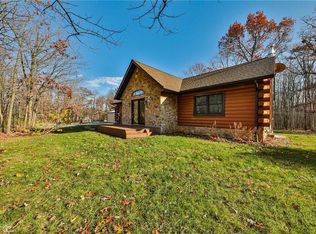 2322 Mountain Rd, Slatington, PA 18080