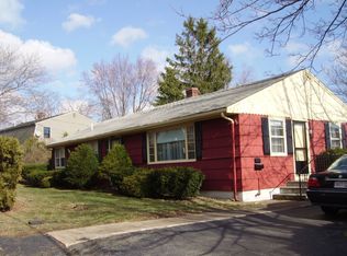 68 Dearborn St, Salem, MA 01970