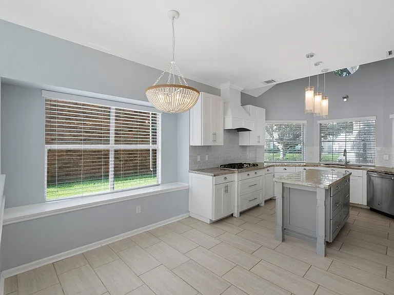 1431 N Medio River Cir — Photo 10