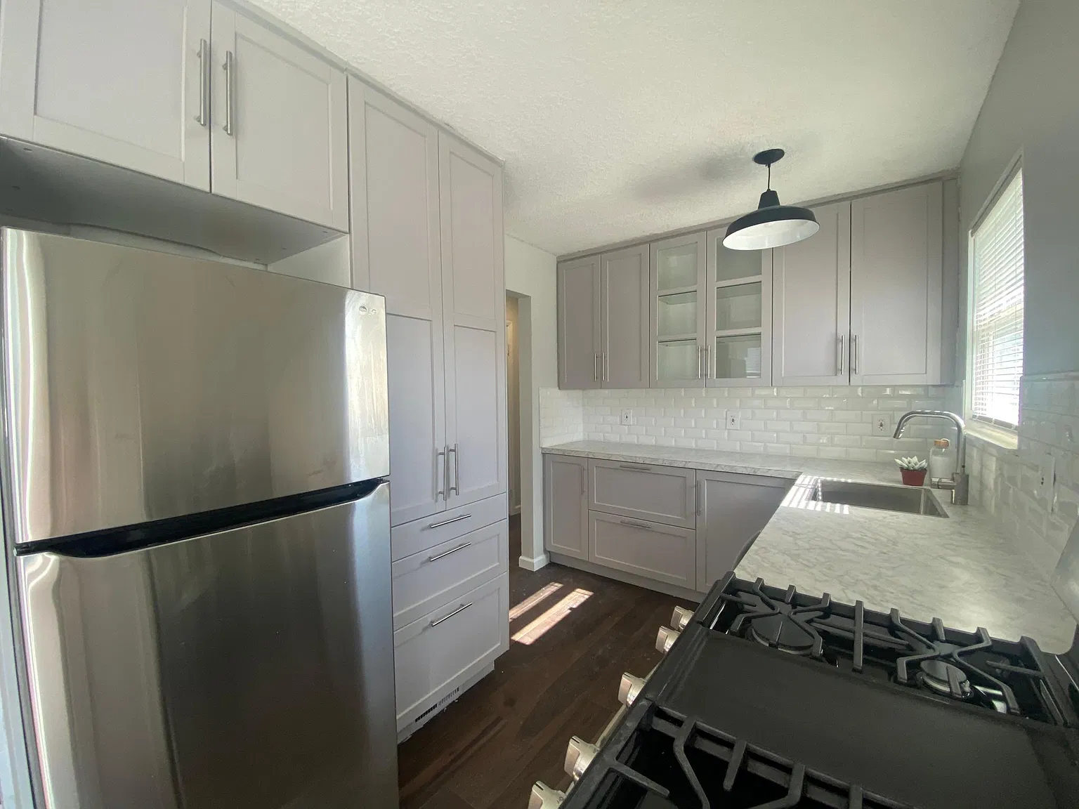 1795 Kings Dr — Photo 4