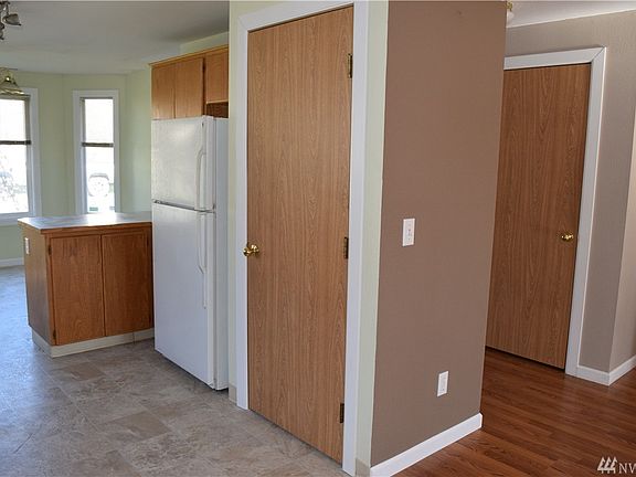 4th image of 20014 10th Avenue Ct E