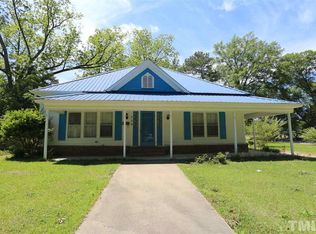 309 N Green St, Selma, NC 27576