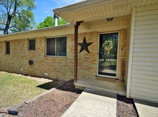 10413 Peace Valley Rd, Mabelvale, AR 72103