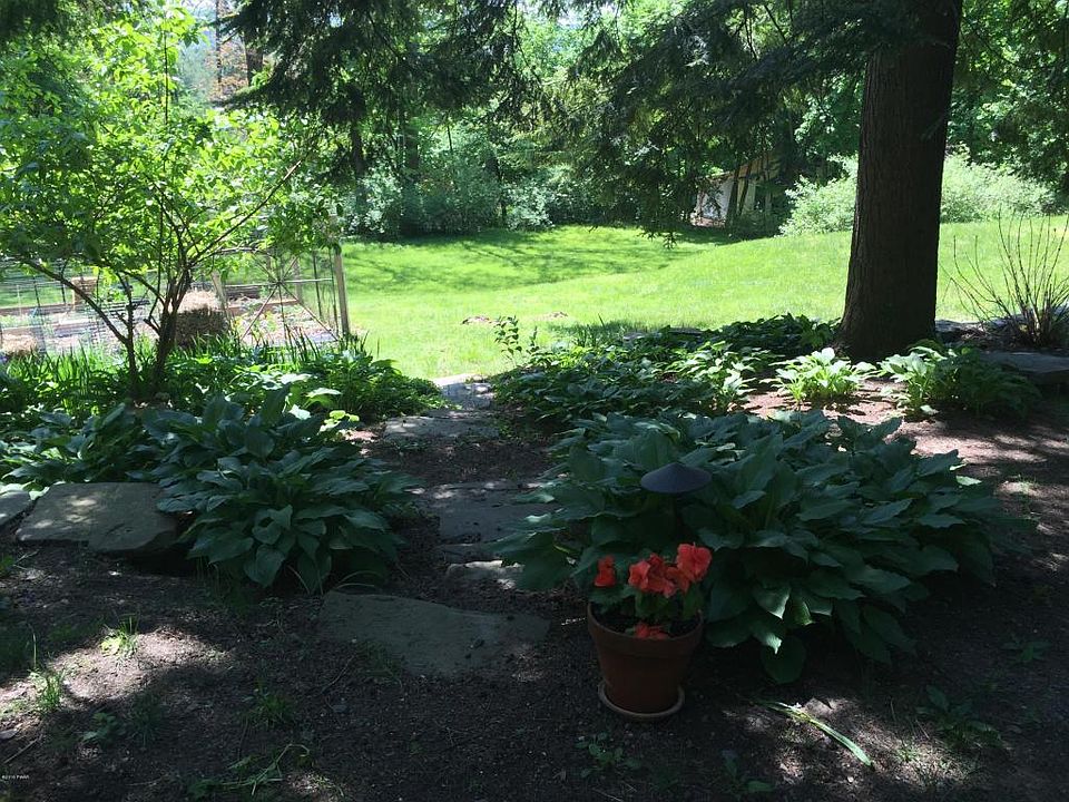 709 7th St Milford PA Zillow