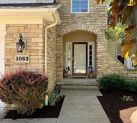 2nd image of 1063 Villa Lago Dr