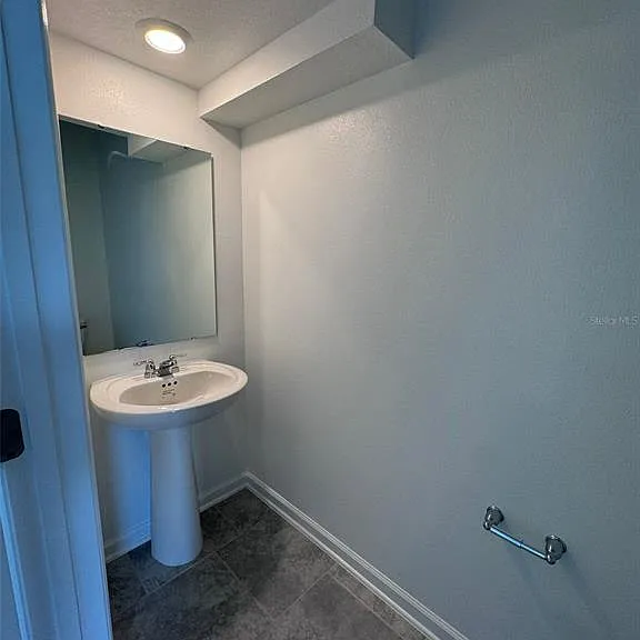 3133 Laurent Loop — Photo 16