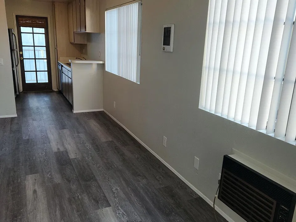 4137 Georgia St #6