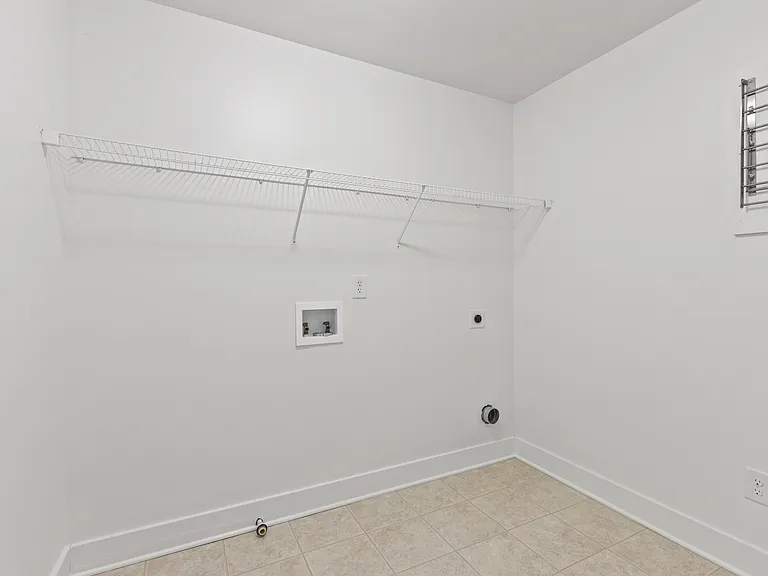 1455 Reynolds Dr — Photo 21
