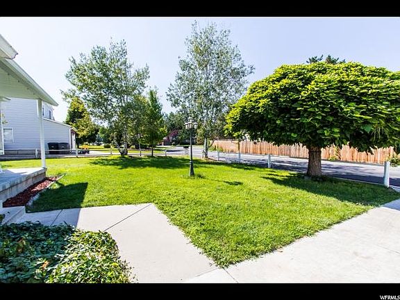 3rd image of 4329 W Queens Ferry Dr